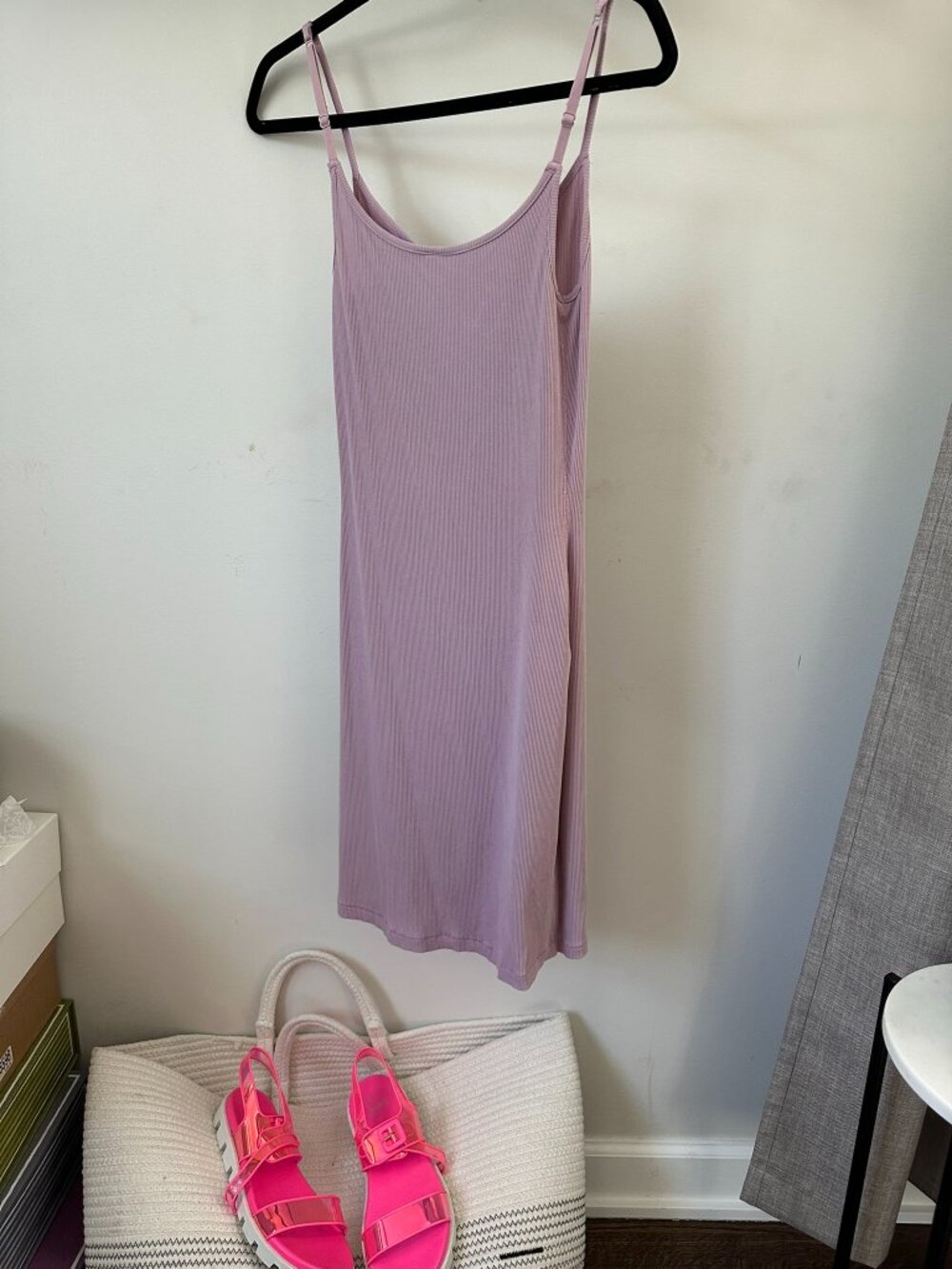 Skims – Size S, NWT
